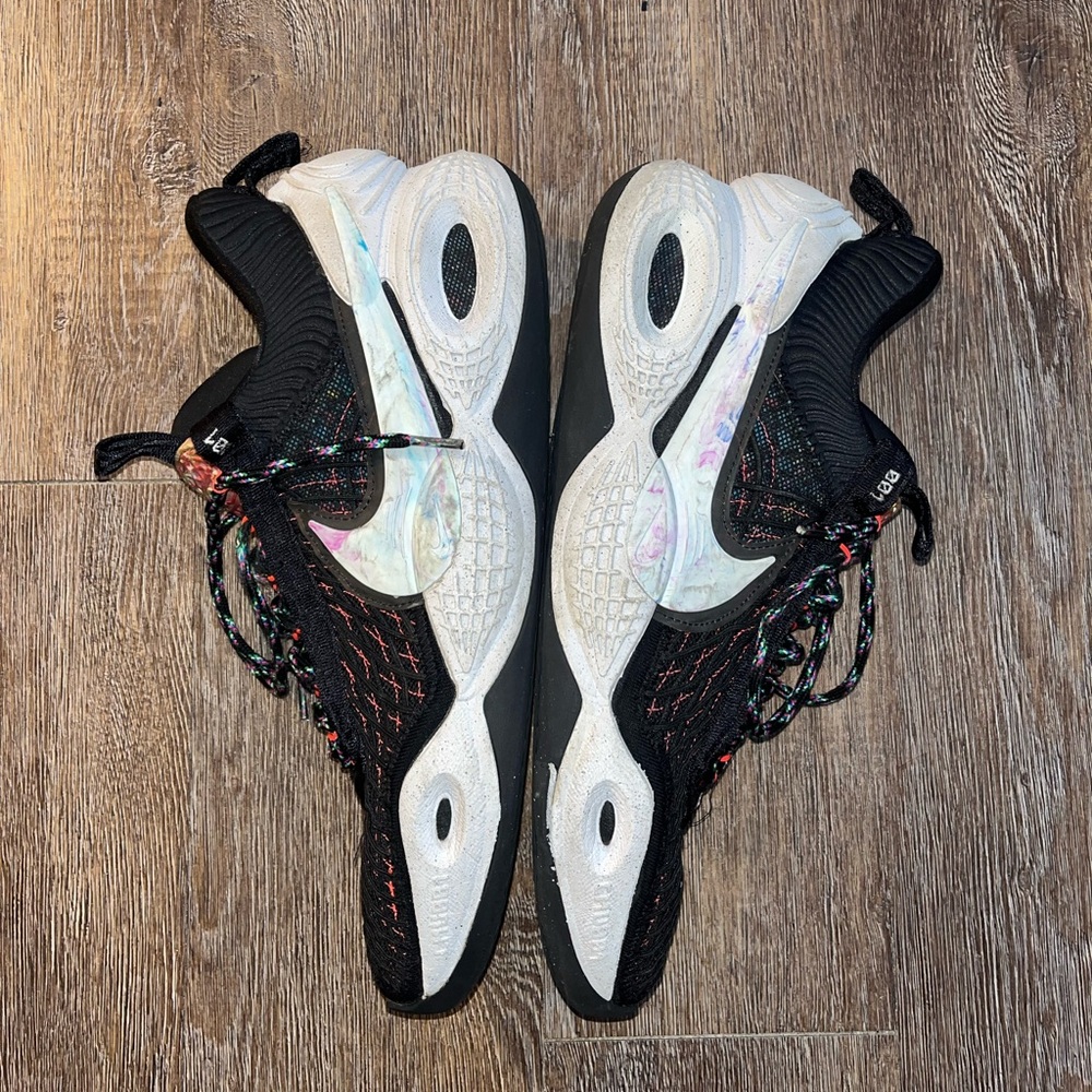 Nike Cosmic Unity